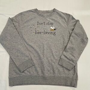 Pepper Paisley & Co | Don’t Stop Beelieving Sweatshirt | Large